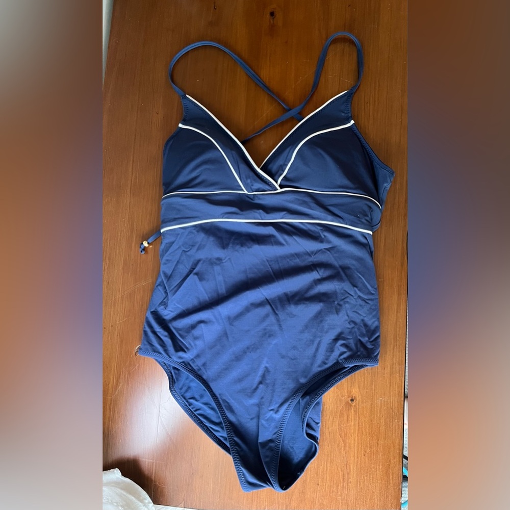 Vineyard Vines One Piece Suit